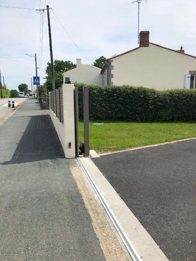 Vendee - Petite Maison De Vacances La Genetouze  エクステリア 写真